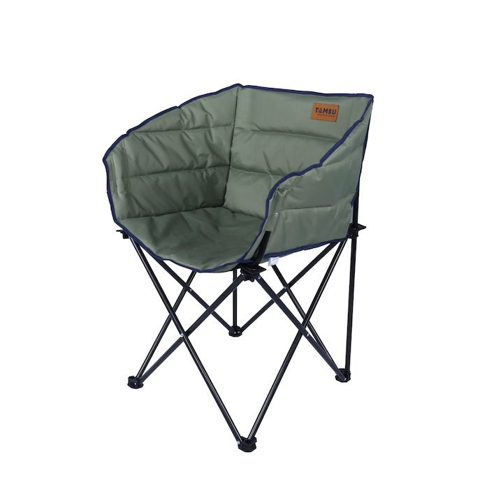 ASANA Camping-Faltstuhl von Tambu Outdoor in grün mit gepolstertem Sitz und Rückenlehne, schwarzes Metallgestell