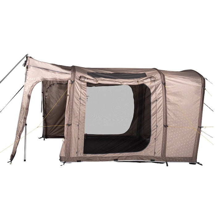 BISALA VAN Busvorzelt AIR von Tambu Outdoor in Beige mit großem Fenster und Eingang jeweils geöffnet, freistehend mit Abspannleinen