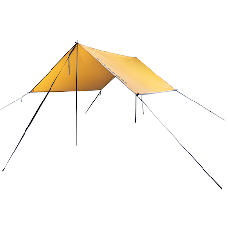 Gelbes multifunktionales Sonnensegel CHADA von Tambu Outdoor, gespannt mit zwei Stangen und Abspannleinen