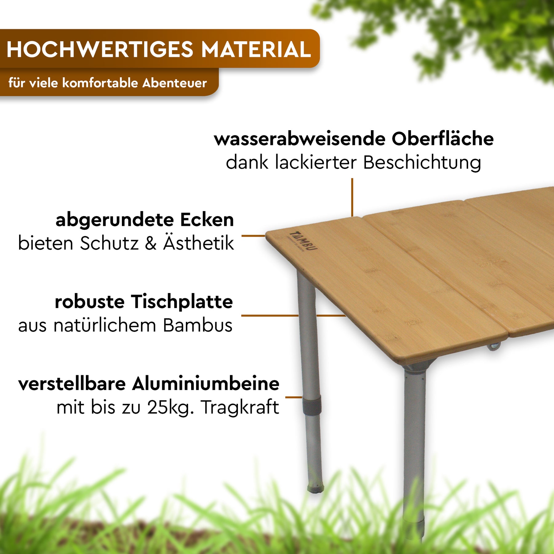 Kompakter Bambus-Camping-Beistelltisch mit wasserabweisender Oberfläche, abgerundeten Ecken und schwarzen Klappbeinen. - TEBO | Kompakter Bambus-Beistelltisch für Camping & Vanlife - Tambu Outdoor